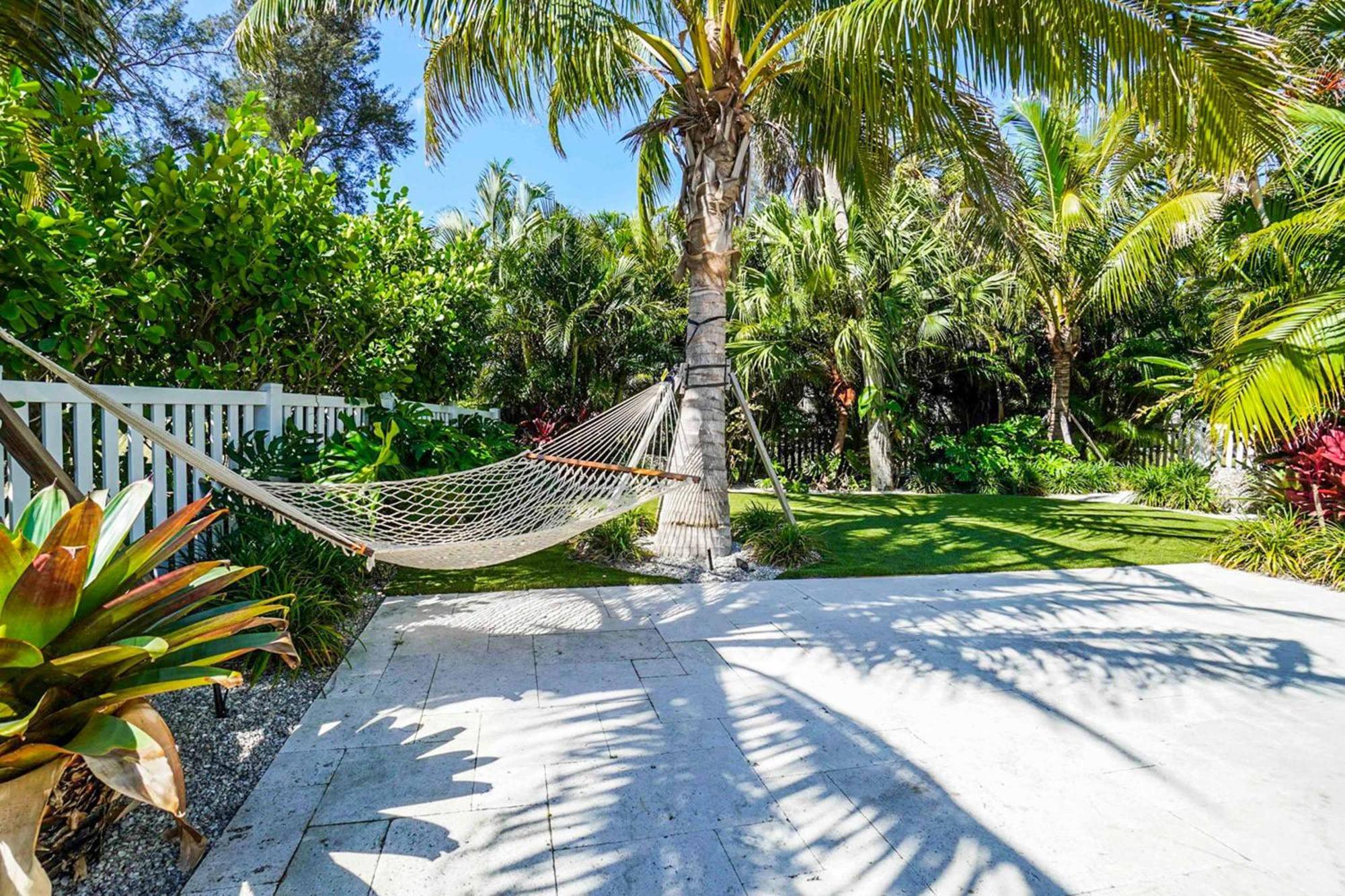 Villa Coconut Cove Anna Maria Exterior photo